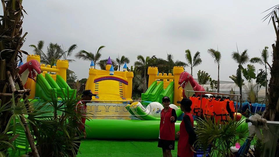 Inflables juegos al aire libre Parque Acuático con piscina para deportes de agua