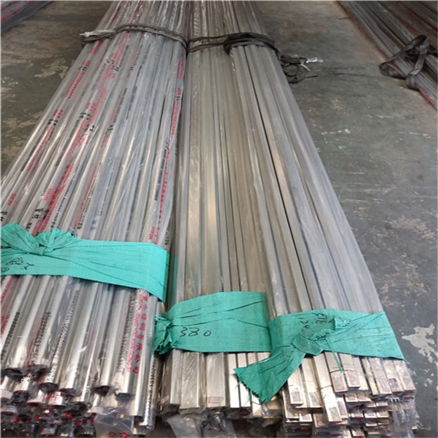 Factory Price Metal Steel Tube 201 202 310S 309S 304 316 2205 5083 5052 3003 1020 1045 Welded Seamless Polished Aluminum/Galvanized/Carbon/Stainless Steel Pipe