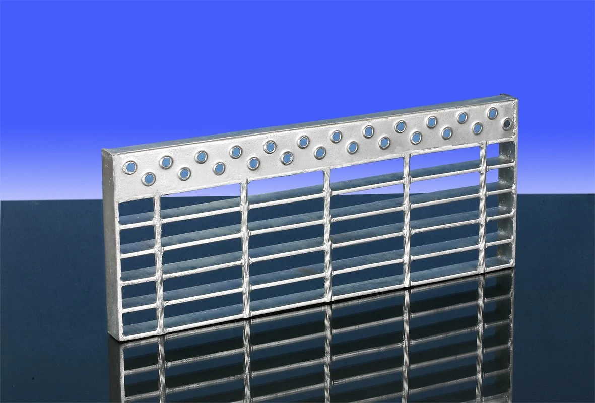 Hot-DIP Galvanized Stair Tread by Steel Grating with Good Quality