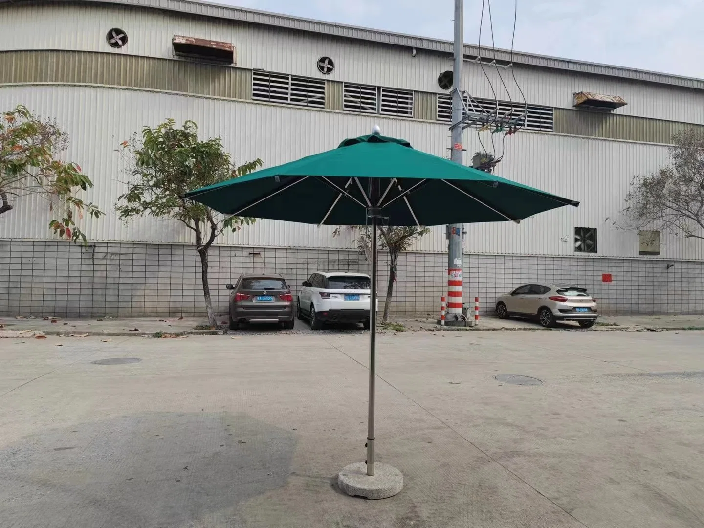 Wholesale/Supplierr Customized Round Sun Protection Outdoor Garden High quality/High cost performance Sea Beach Parasols Umbrella