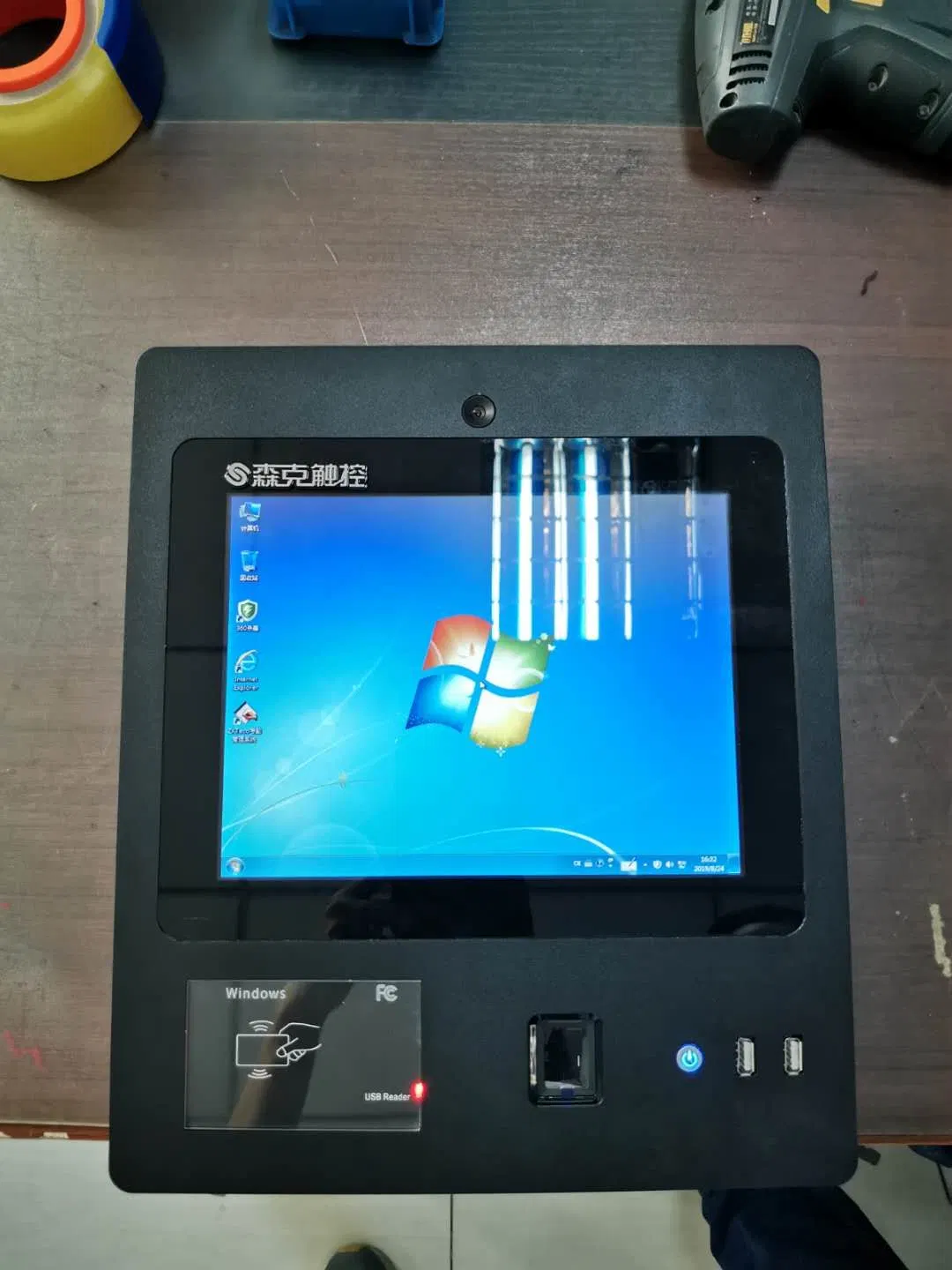 8 pouces écran tactile LCD Android fenêtre tout en un PC industriel