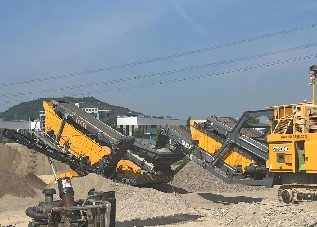 Top Quality Diesel Jaw Crusher Stone Impact Crusher 200tph Capacity Mining Quarry Granite Basalt Limestone Gravel Crushing Machine Price, Primary Concrete Rock