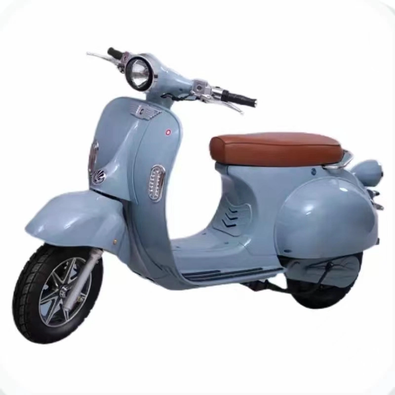 Long Range EEC Retro Motor Cycle 1500W Brushless DC Motor Electric Scooter a Vintage for Lady Hot Sale in Europe