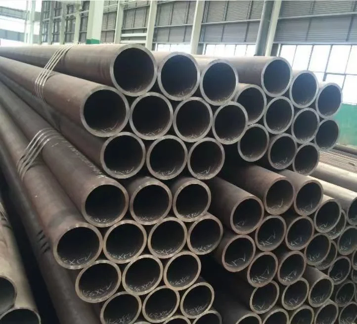 A106 Sch40 Hot Dipped/DIP Galvanized Ms Iron Gi Mild Carbon Steel Seamless LSAW ERW Black Spring Welded Oil Well Gas Pipe Manufacturers