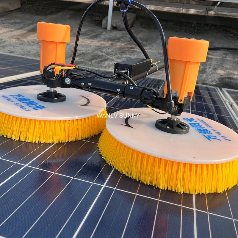 Le dispositif de nettoyage portable de la balance photovoltaïque à double tête équipé de Trois types de poteaux télescopiques pour le nettoyage à longue distance du photovoltaïque