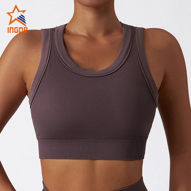 Ginásio de running desportivo de ioga canelado e sem costuras Inga Sportswear de alto impacto Usa Sportswear de running de fitness que absorve os choques para mulher