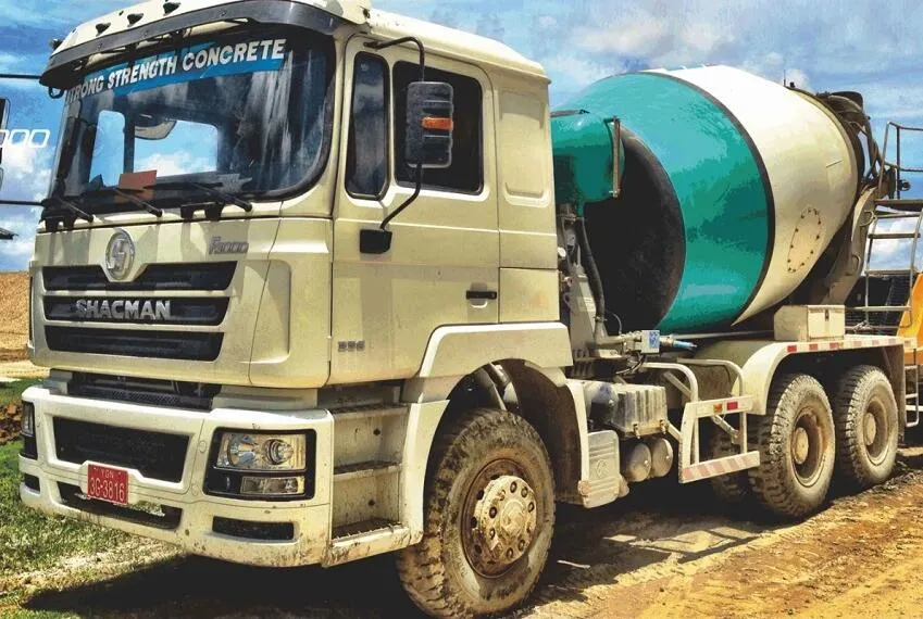 China Hino Sinotruck Shacman Sanyi Schwing Chassis 6m3 8m3 9m3 10m3 12m3 16m3 HOWO Cement Small Concrete Mixer Truck Machine Price