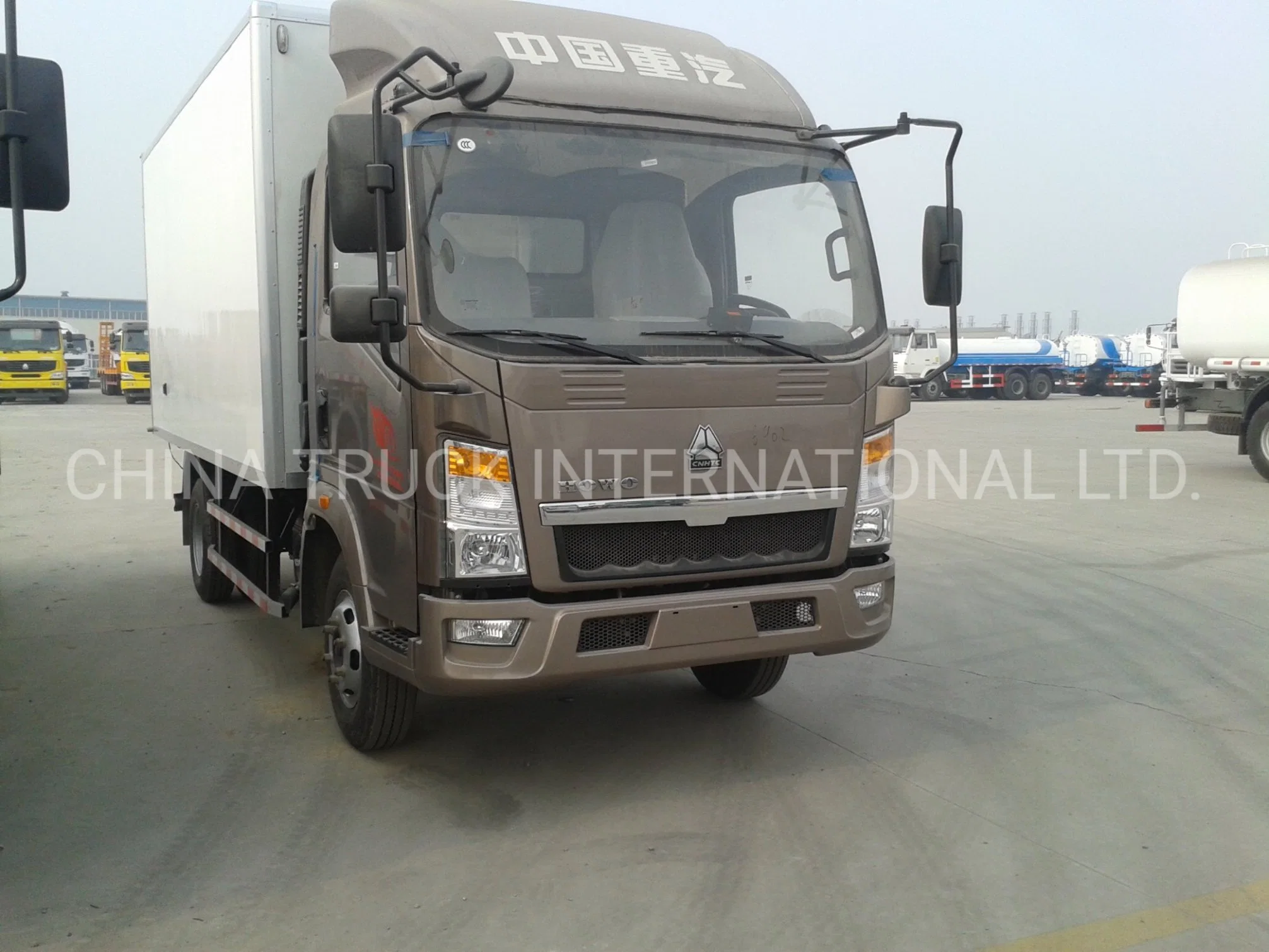 Sinotruk HOWO Euro2 116CV 4X2 camión frigorífico