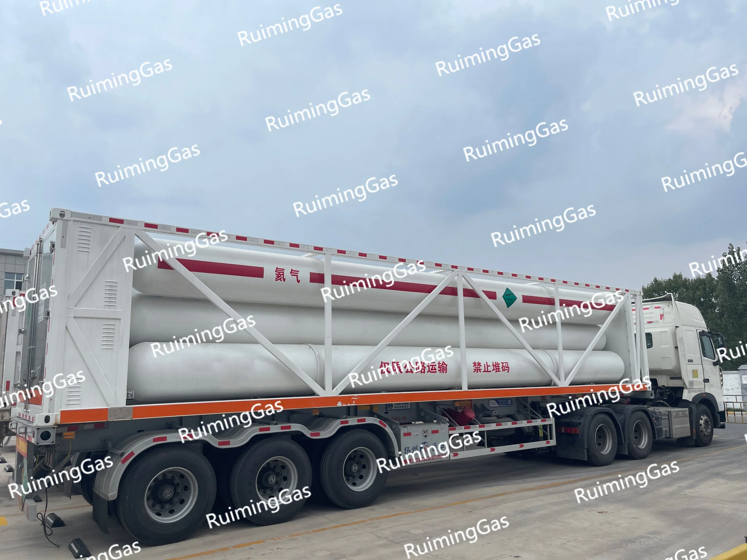 4000m3 300bar High Purity Helium Gas