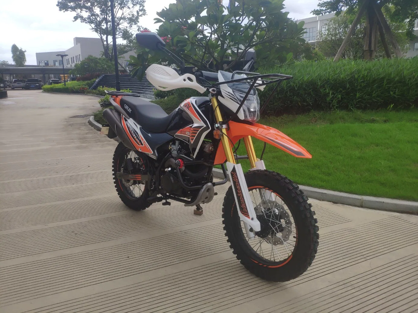 2023 New Dirt Bike 150cc 200cc 250cc with Balance Shaft Engine Motorcycles