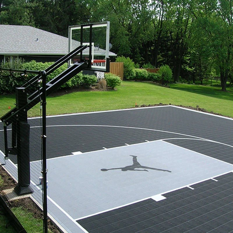 BASKETBALL-Court-Oberfläche MIT EINEM INNENFELD VON 20X20 Fuß und Jordan Logo Es Aus China Reinigung Artefakt