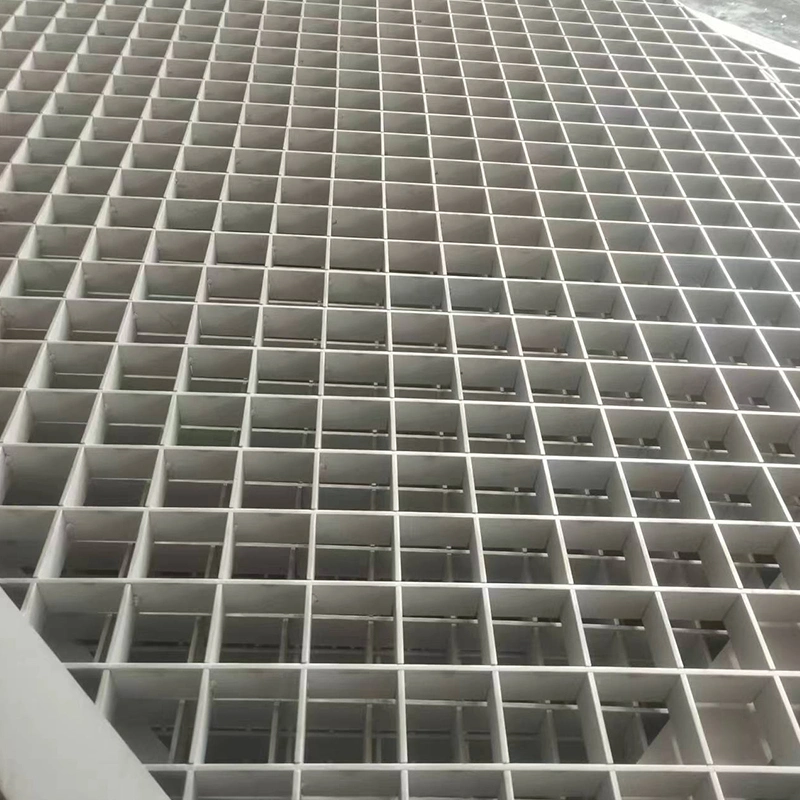 China Manufacturer Heavy Duty Hot Dipped Galvanized Steel Bar Grate Floor Walkway Grating