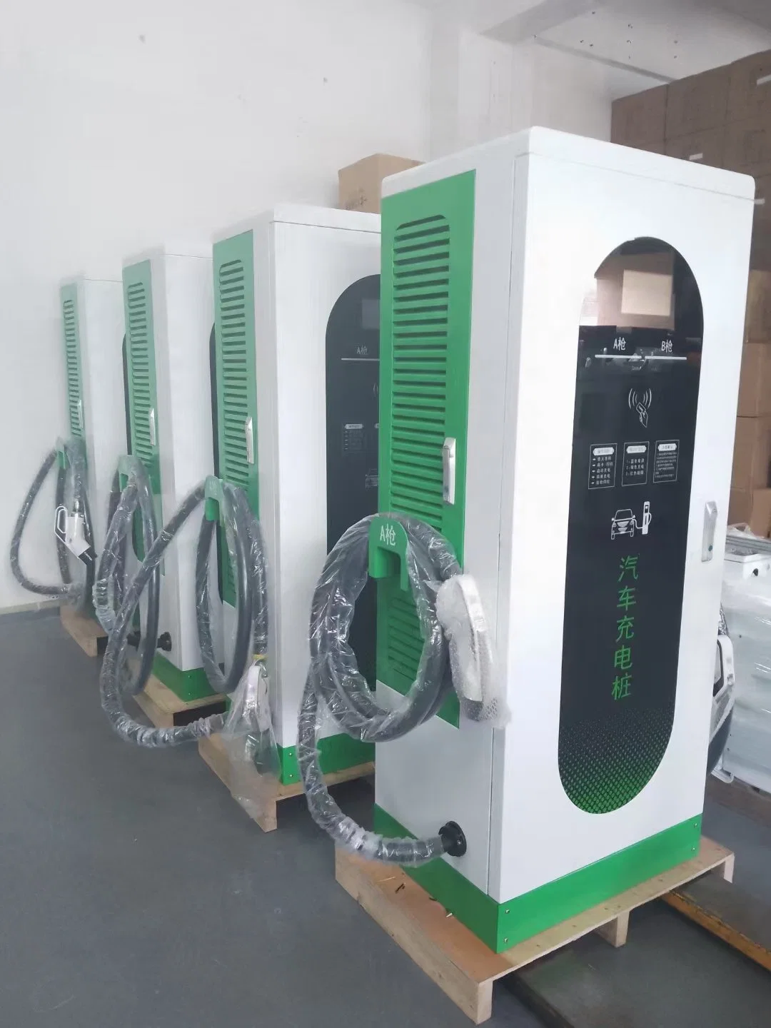 120kW DC EV Cargador Estación de carga rápida para coches eléctricos Uso