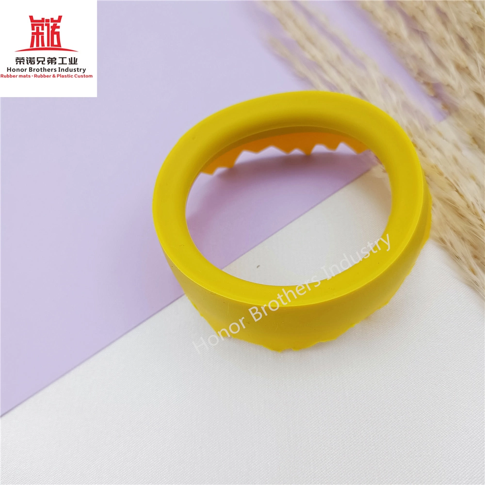 Custom Silicone Rubber Lid Cover Cap with Stopper for Coffee Cups, Yellow