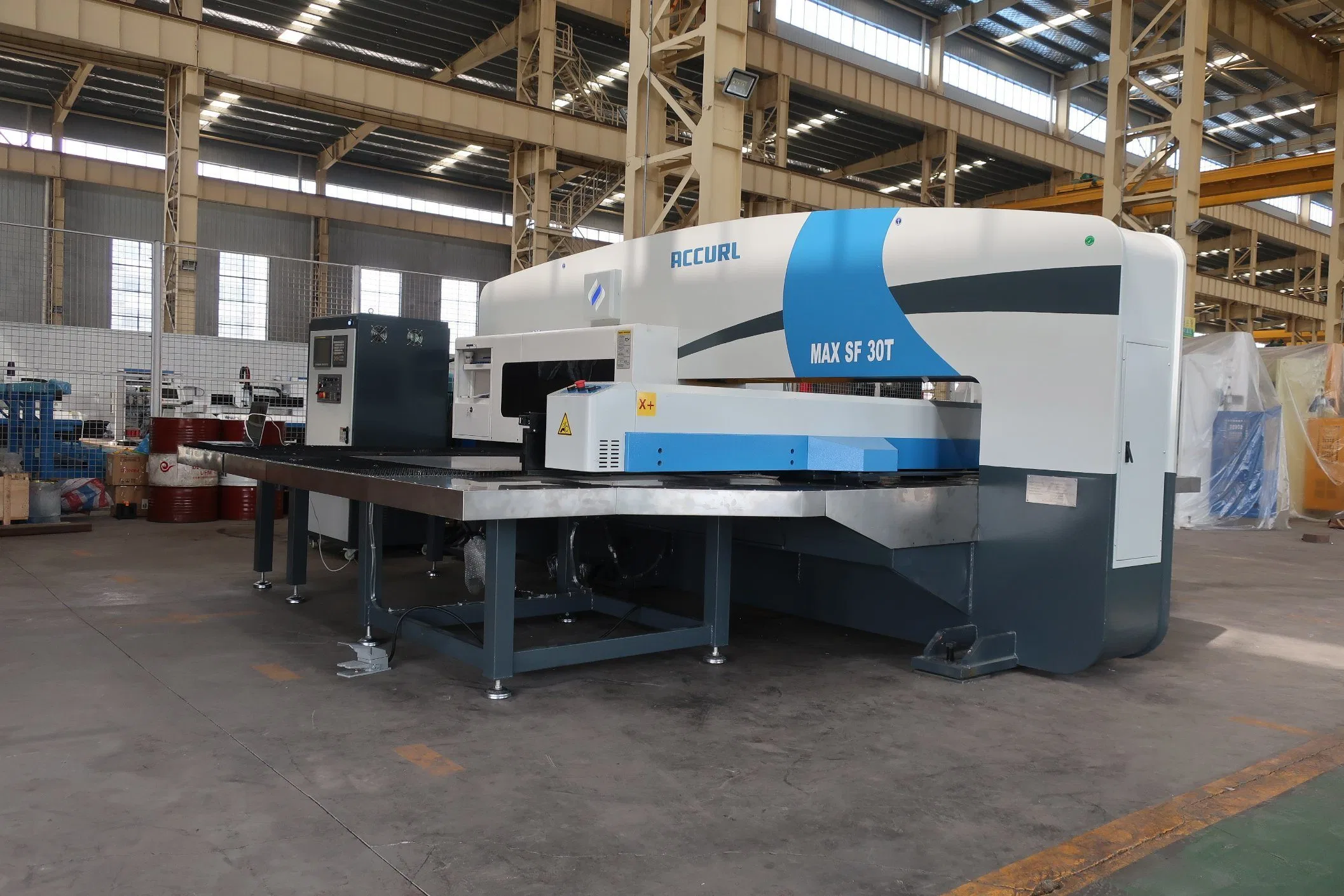 Closed Type Sheet Metal Processing CNC Turret Punching Machine