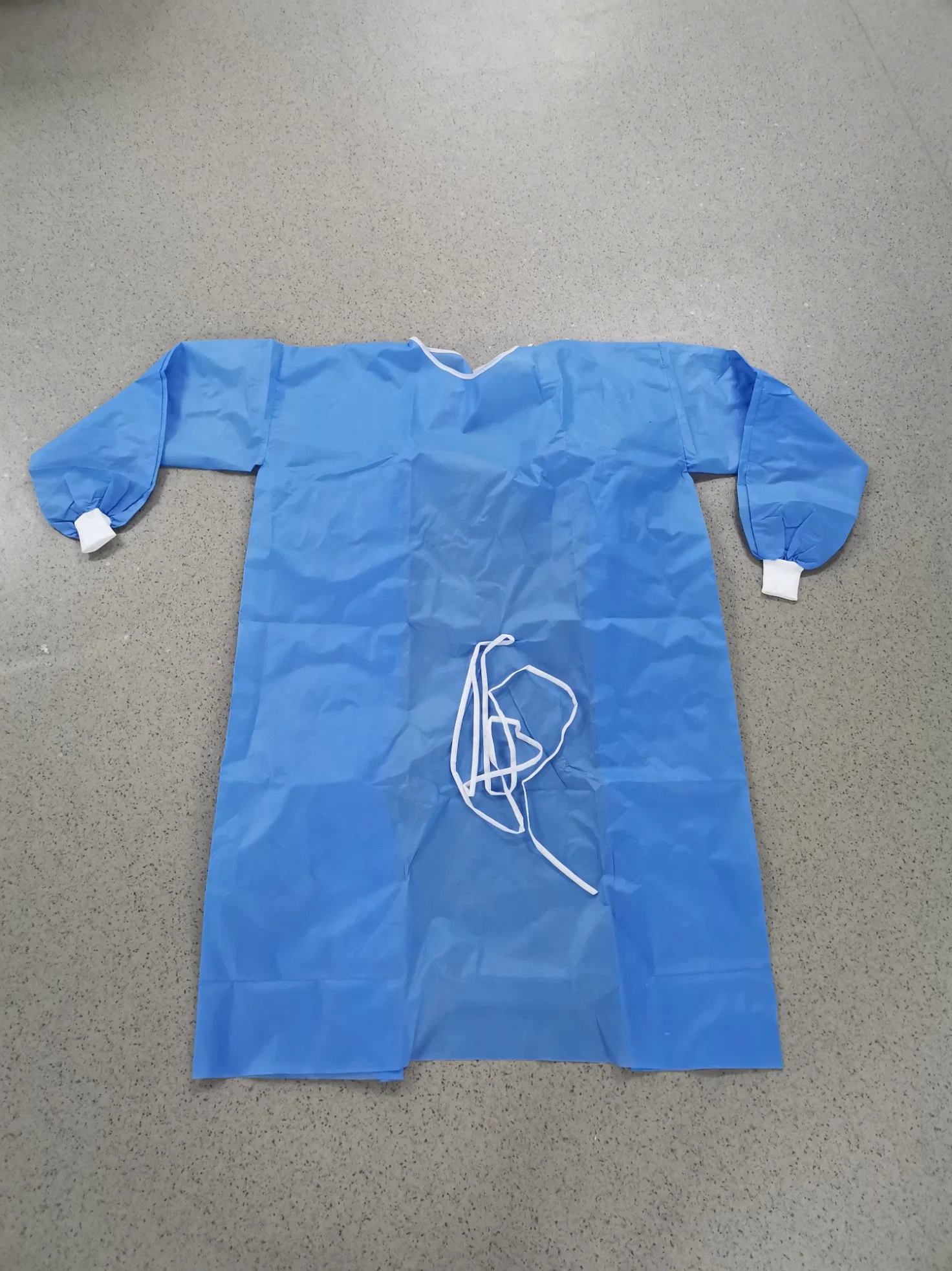 Blue Non-Woven Isolation Suit SMS Isolation Gown Medical Disposable Hooded Isolation Wholesale/Supplier Blue Accept OEM