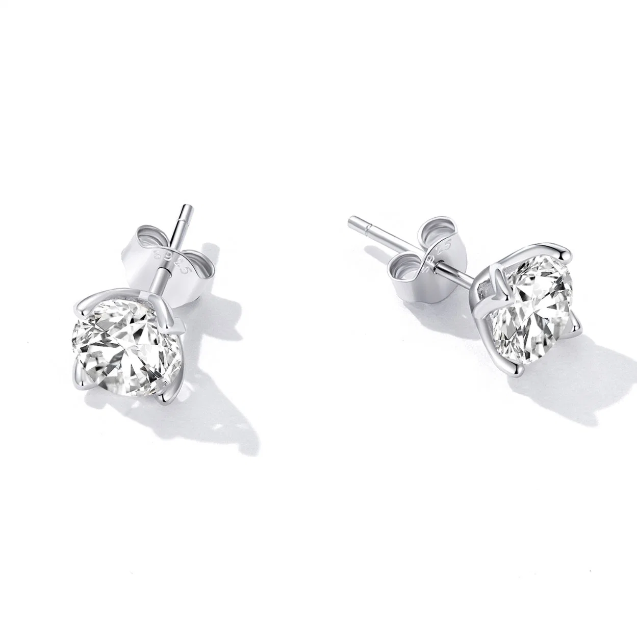 Nouveau 925 Sterling Silver Moissanite 0.5CT 1CT 5mm de 6mm rond femmes Earring Bijoux