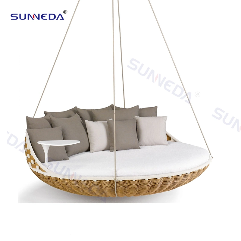 Relaxed Modern Garden Outdoor Patio Jungle Rattan Weaving Swing Daybed