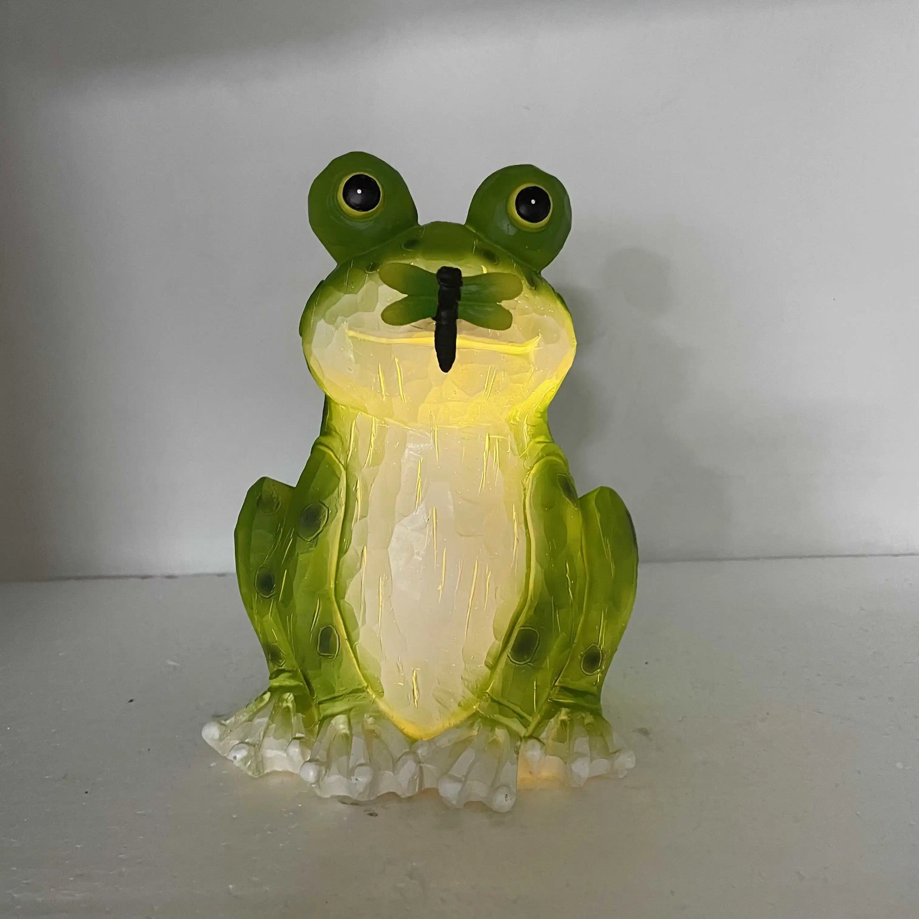 Garden Ornaments LED Light Animal Sculpture Frog Solar Garden Light Outdoor Lights Garden Sculpture Resin Crafts