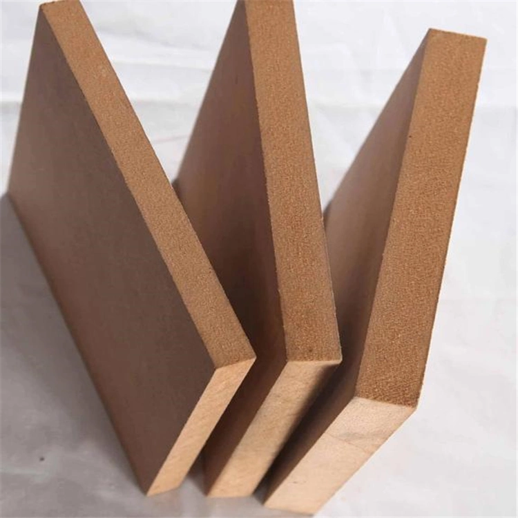 18mm MDF brut HDF MDF mélaminé pour armoire de cuisine Panneau stratifié