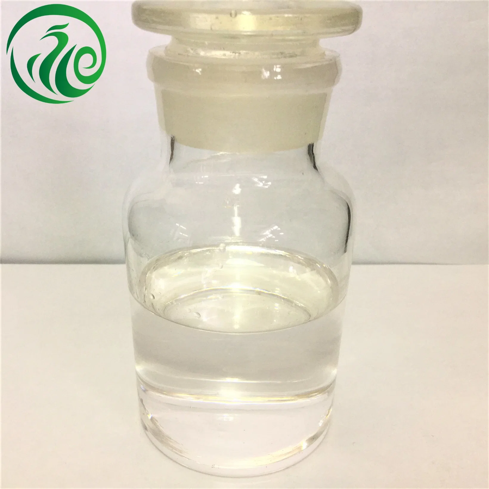 Lab Supply High Purity CAS 7732-18-5 Water Natrii Hydroxidum