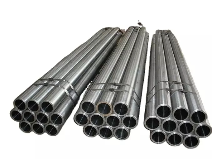 API L245, L360, A53, J55, N80, X42, X46 Gas and Oil Tube Ms Round Low Carbon Pipe Black Iron Used for Petroleum Pipeline Seamless Steel Pipe