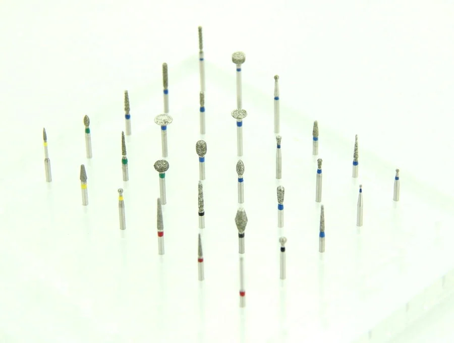 Dental Manufacturer of Diamond Bur Dental Material Dental Products