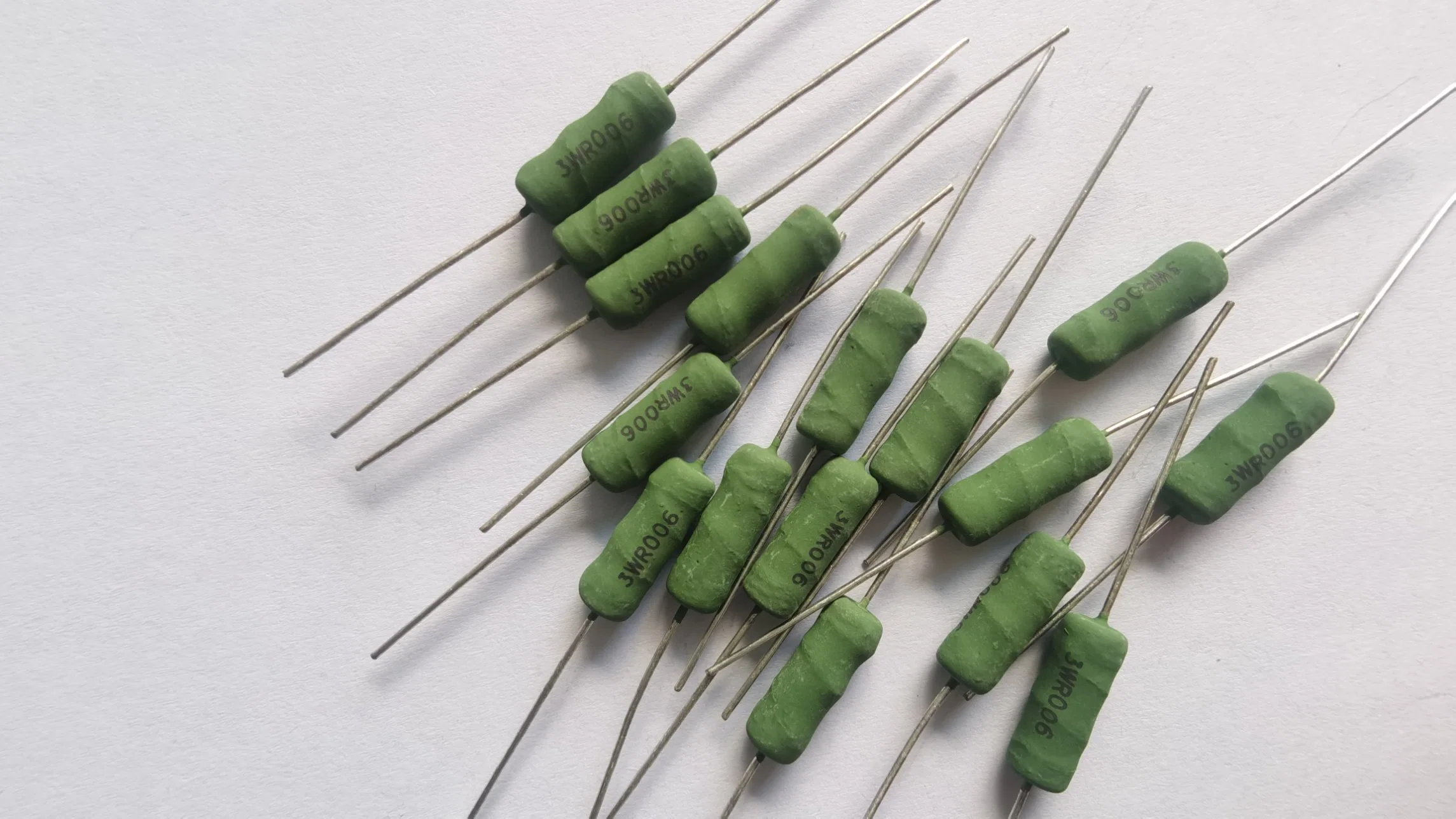 Axial Leaded Wirewound Resistors, Withstand High Voltage