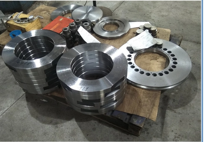 CNC Lathe Precision Aluminum Brass موتور دوران محزز بالمكينات تلقائي معدني قطع غيار ماكينات مركزية آلية لصناعة الماكينات التي يتم تدوير الماكينة منها