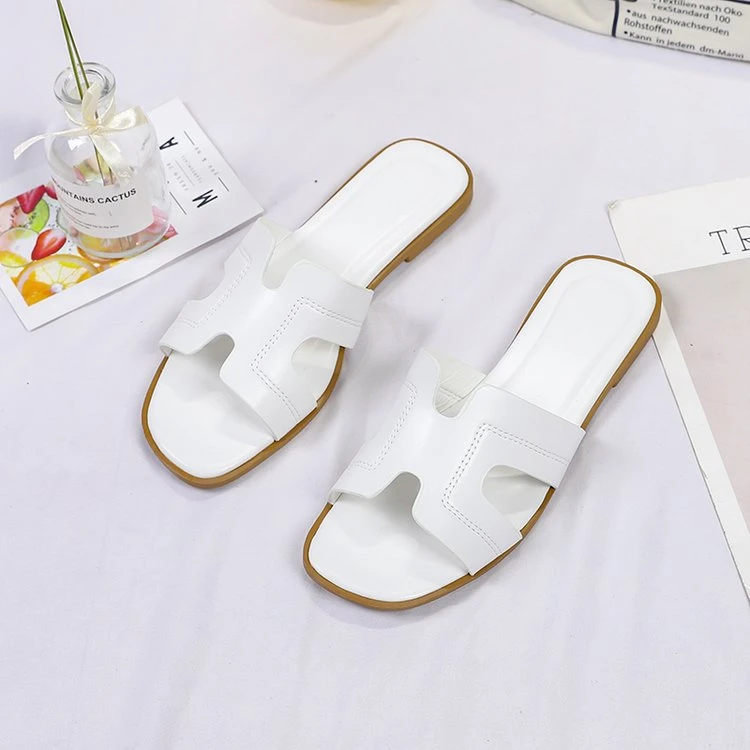 Trendy Fashion Luxury Brand Women Lady Girls Flat Sandals Slippers 95% off