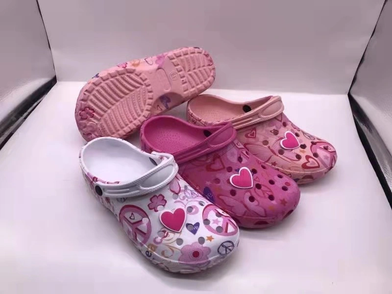 China Wholesale/Supplier Original Factory Boys Girls Children's Clogs EVA Cartoon Clogs Sandal Breathable Kids Garden Shoes