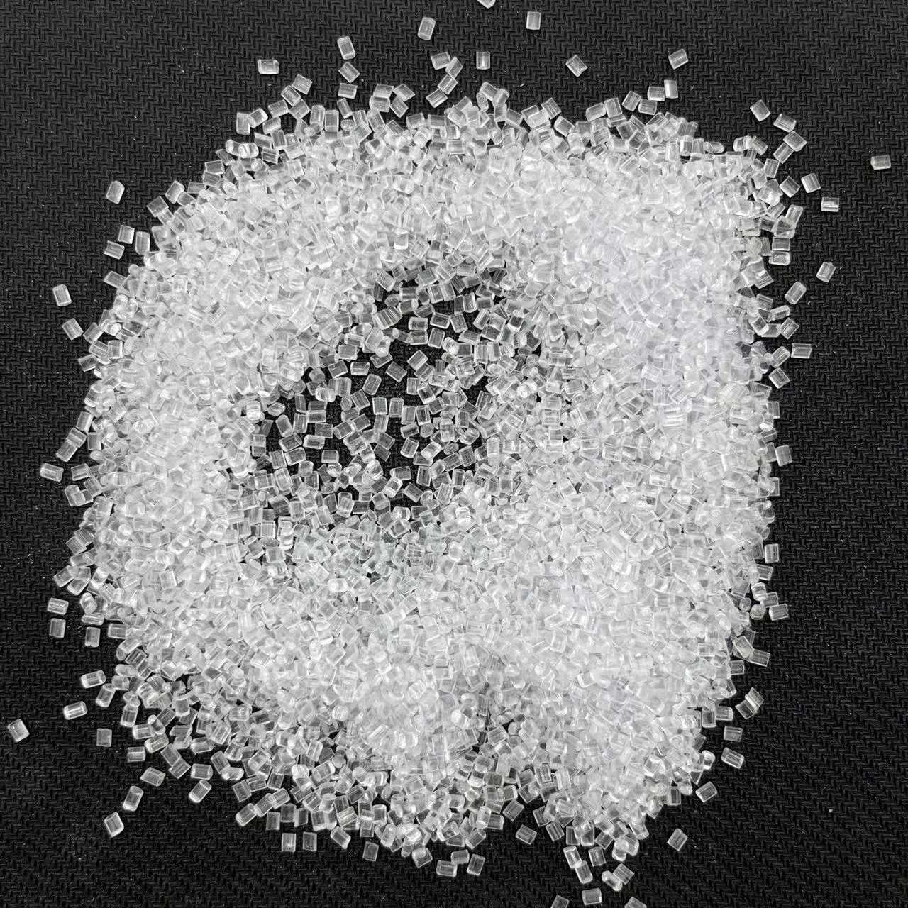 Unvernatives GPPS Polystyrol-Pellets GPPS 525 Kunststoff-Rohmaterial für Einweggabeln