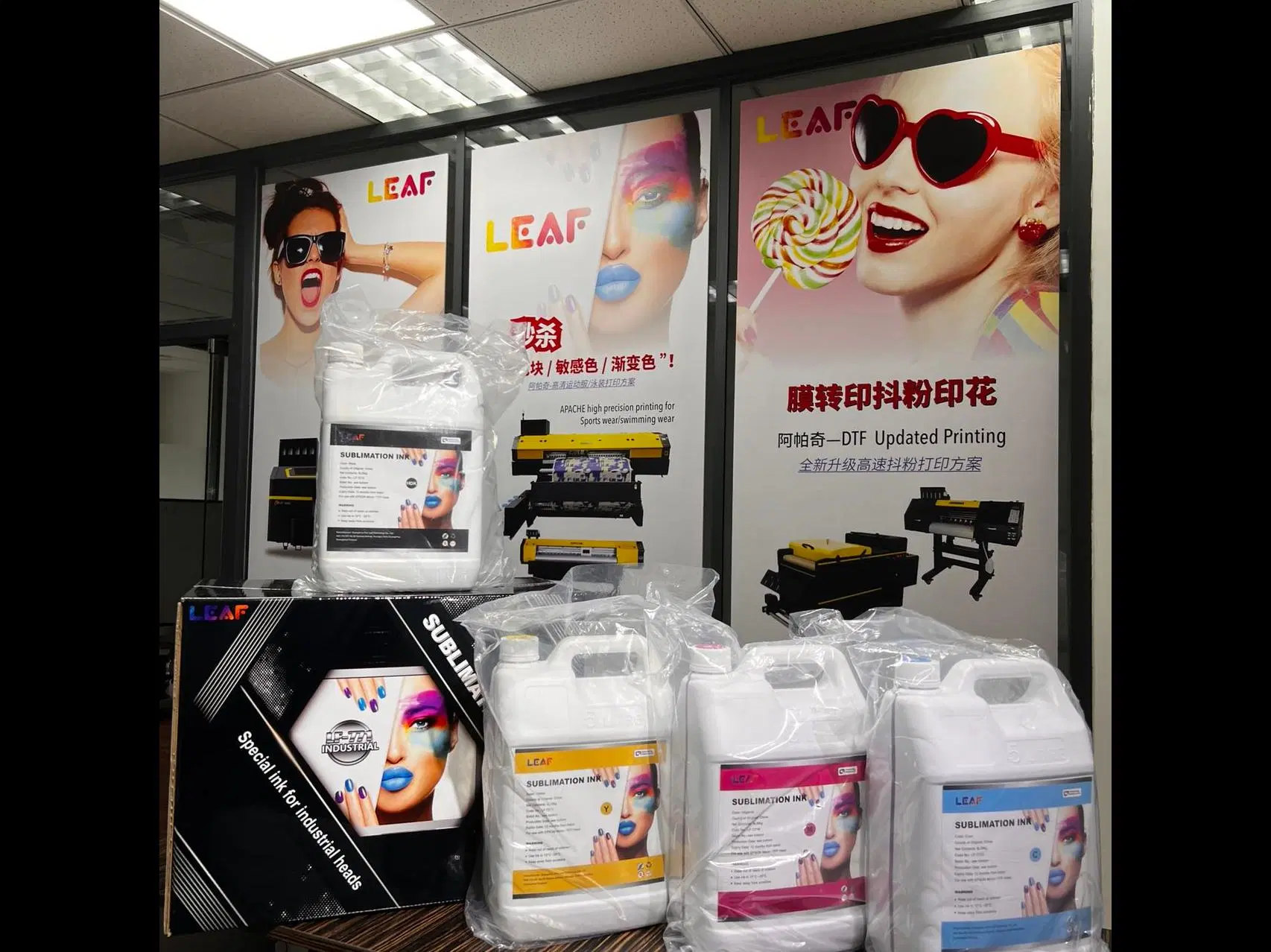 Leaf Professional Pigment Industry High Density Sublimation Ink For Inkjet Printing