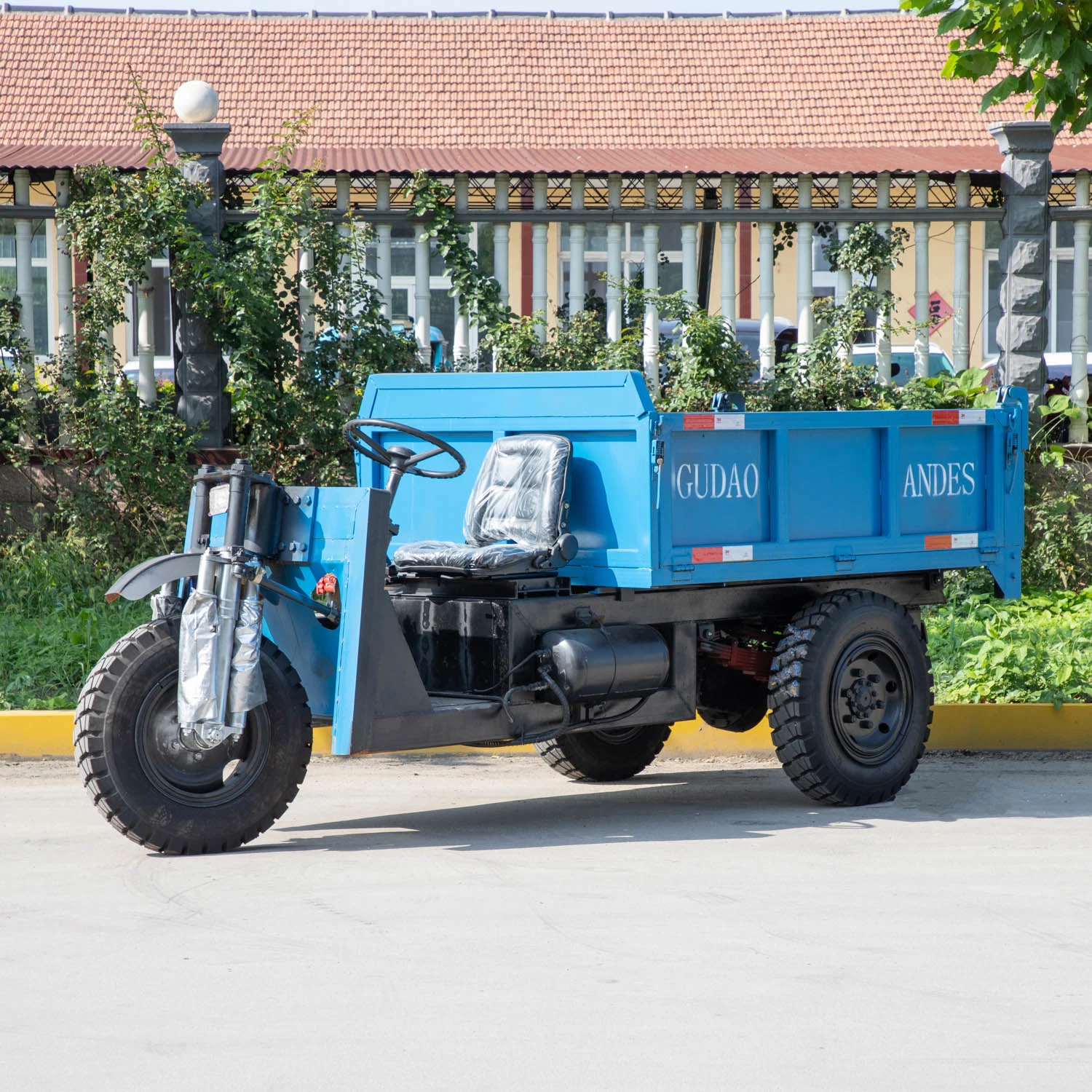 Tricycle électrique adulte tricycle électrique 3 scooters des roues pour le fret Tricycle