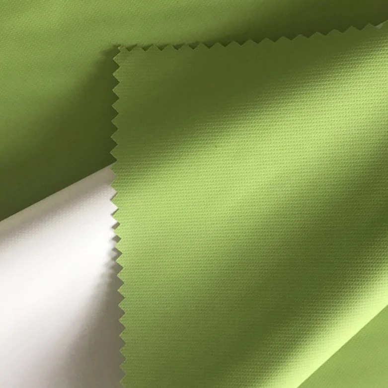 Mode Plaid JACQUARD Tissu 100 % polyester tissé pongés laiteuse Revêtement polyuréthane Textile pour vêtement vers le bas