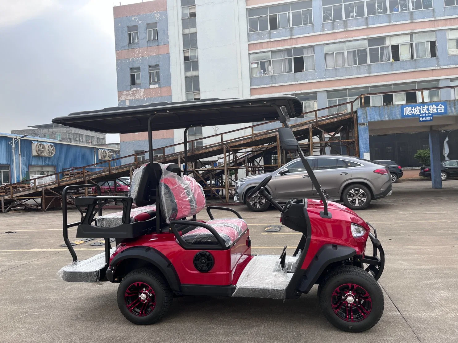 Fabricante Electric Golf Cart Nuevo Diseño vehículo Clásico con CE
