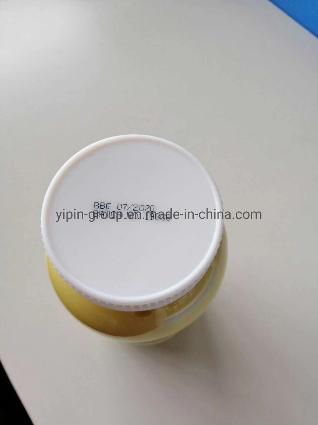 Fresh Garlic Paste in Pet Jar for Retail or Restaurant Use