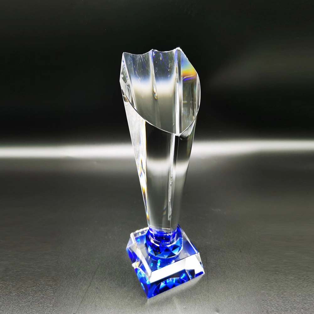 2022 New Heart-Shaped Optical Crystal Trophy