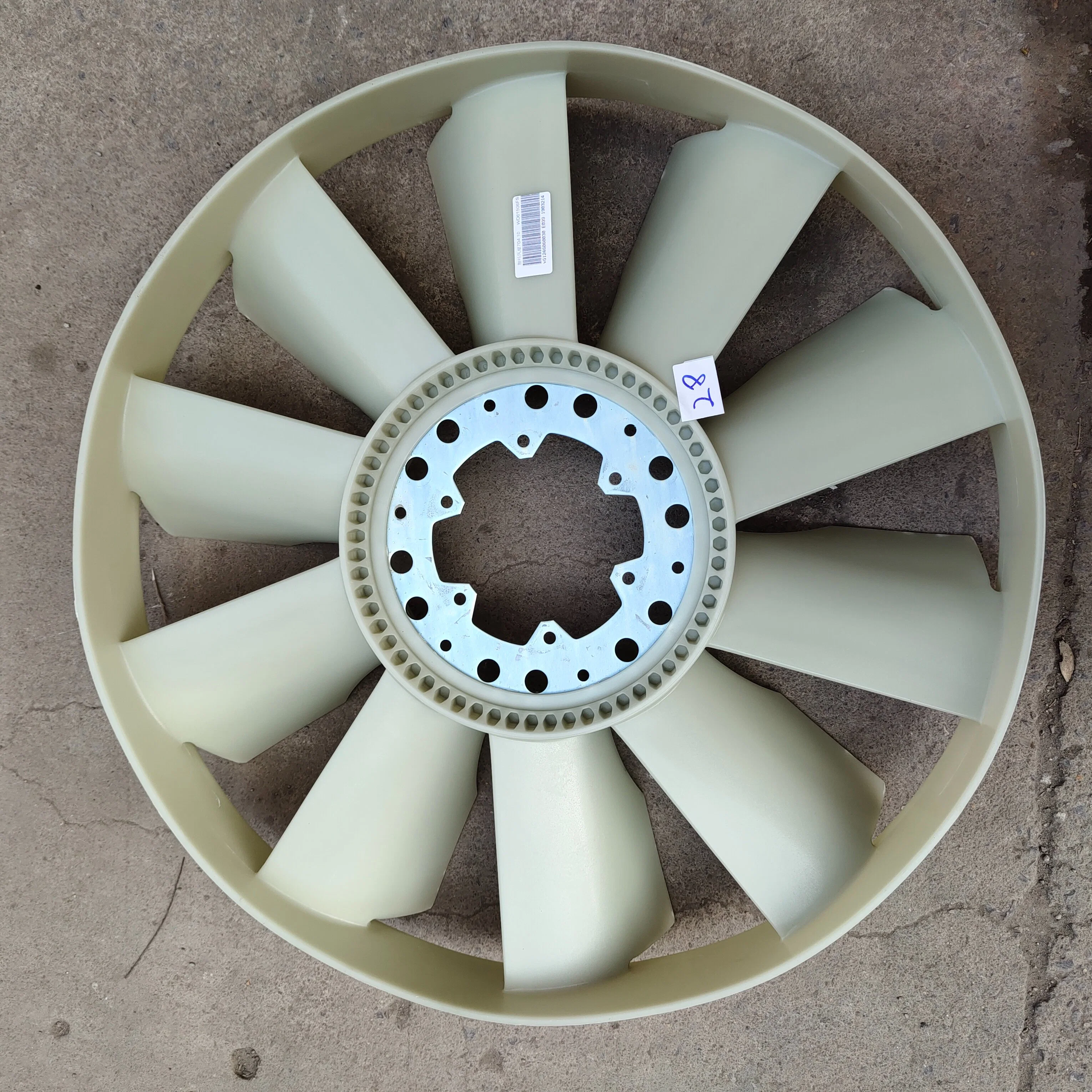 Cnhtc Sinotruk HOWO 371 Dump Tractor Truck Spare Parts Vg2600060446 Vg2600060447 Cooling Fan Engine Parts Original FAW Spare Part FAW Dump Truck Parts Fan Leaf