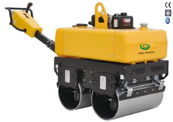 Compactador de rodillos de doble tambor con motor Gyrc-70 9,6kw/13,0HP