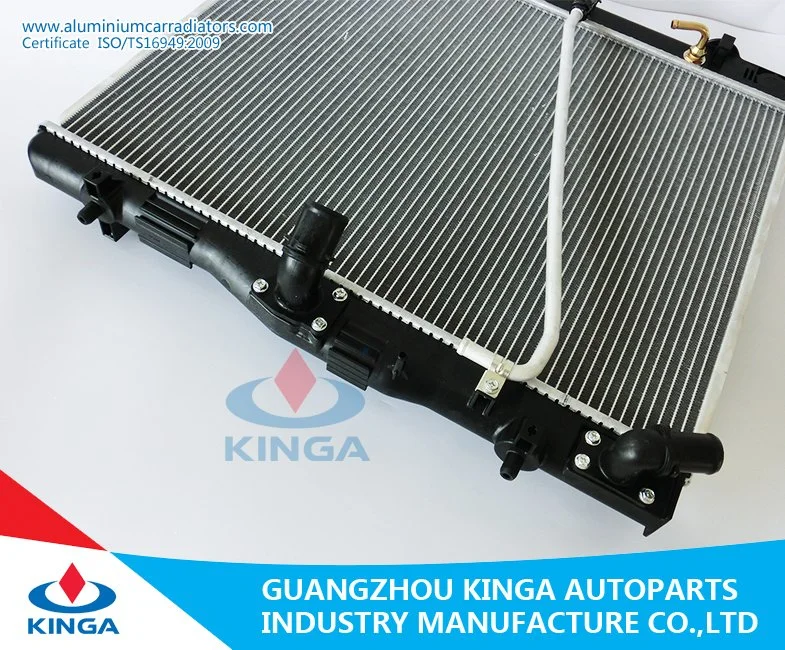 Aluminum Automotive Radiators for Toyota Hiace 2005 at