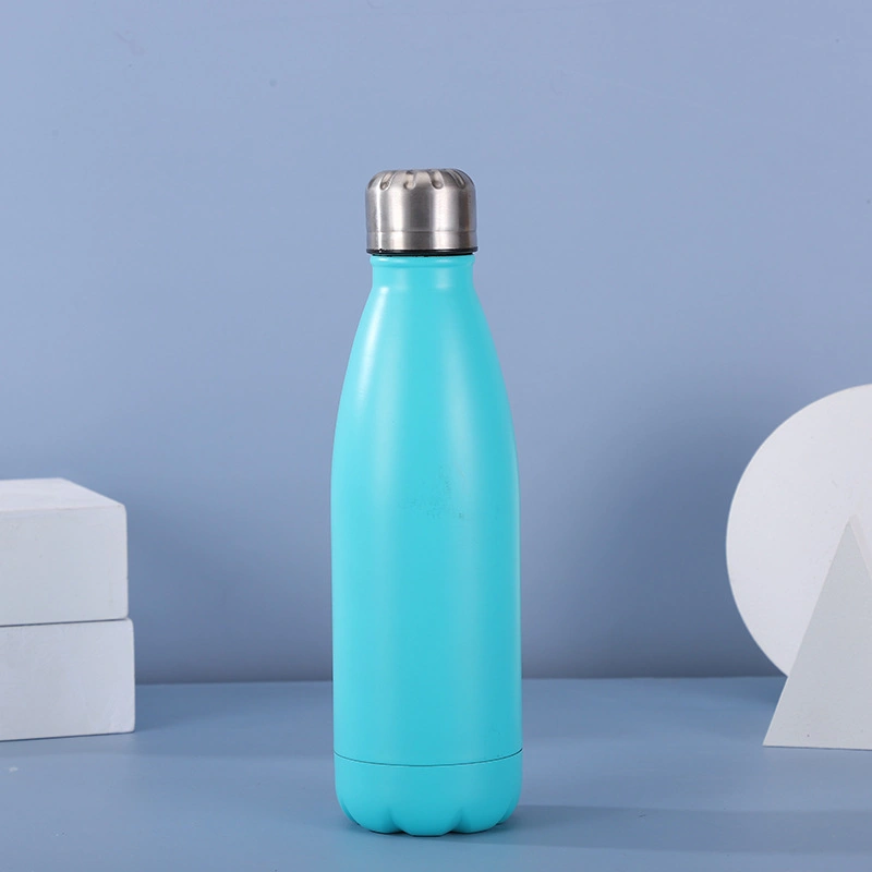 الصلب الصلب الصلب عزل الهواء مبتكرة زجاجات مياه الكولا في الهواء الطلق كوب هدايا مخصص مخصص لكرة القدم
