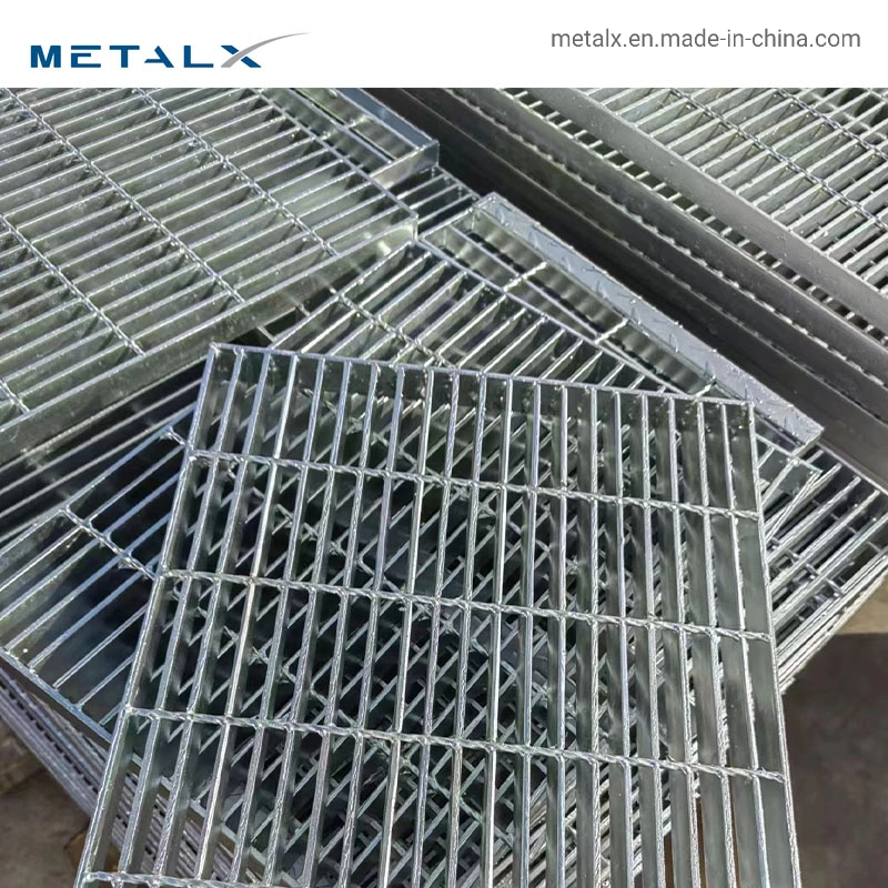 Inoxidable galvanizado estilo serrada de la pasarela de peso estándar de metal de la Plataforma Piso Enrejado de barras de acero