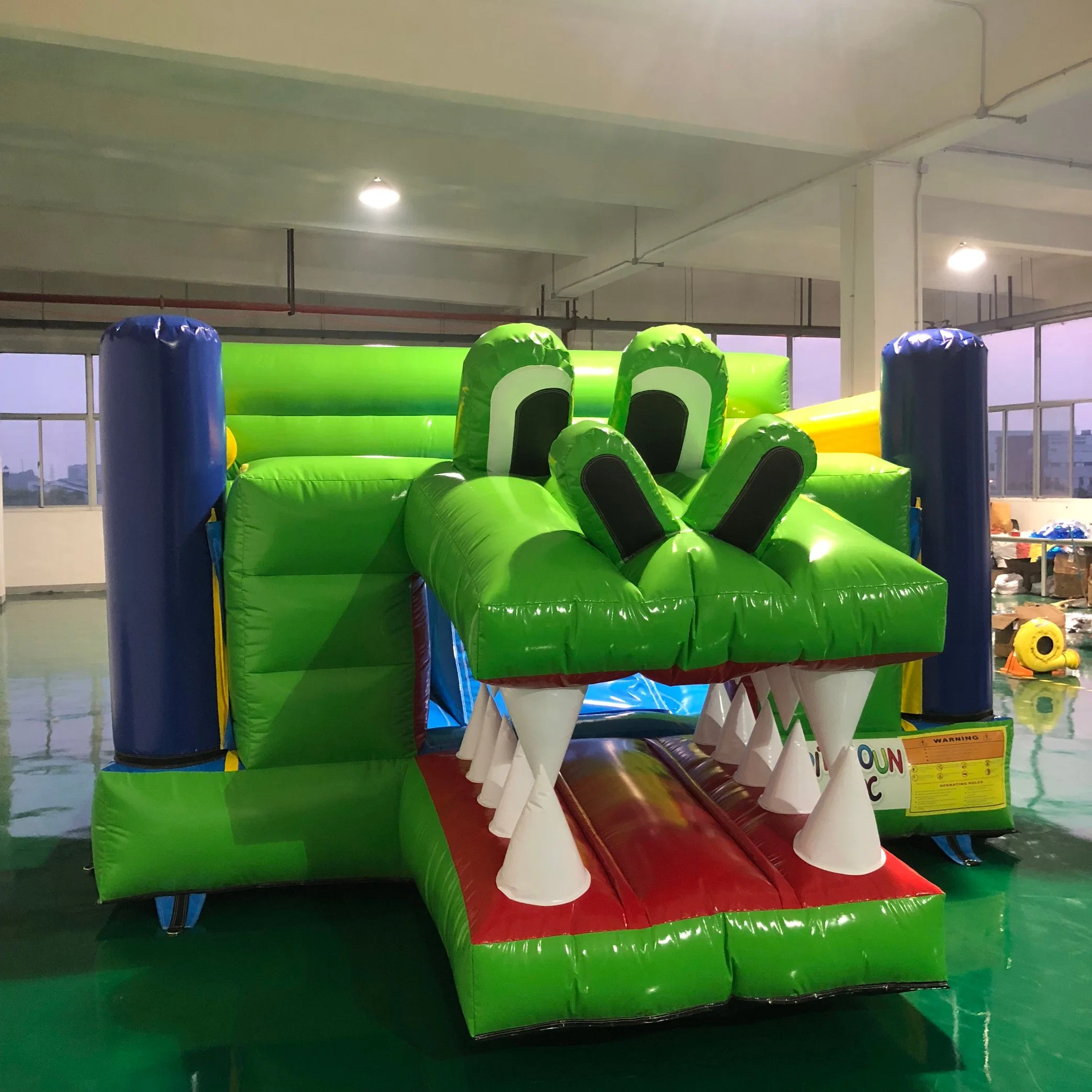 Crocodile Degisn Customized Inflatable Bouncer for Sale