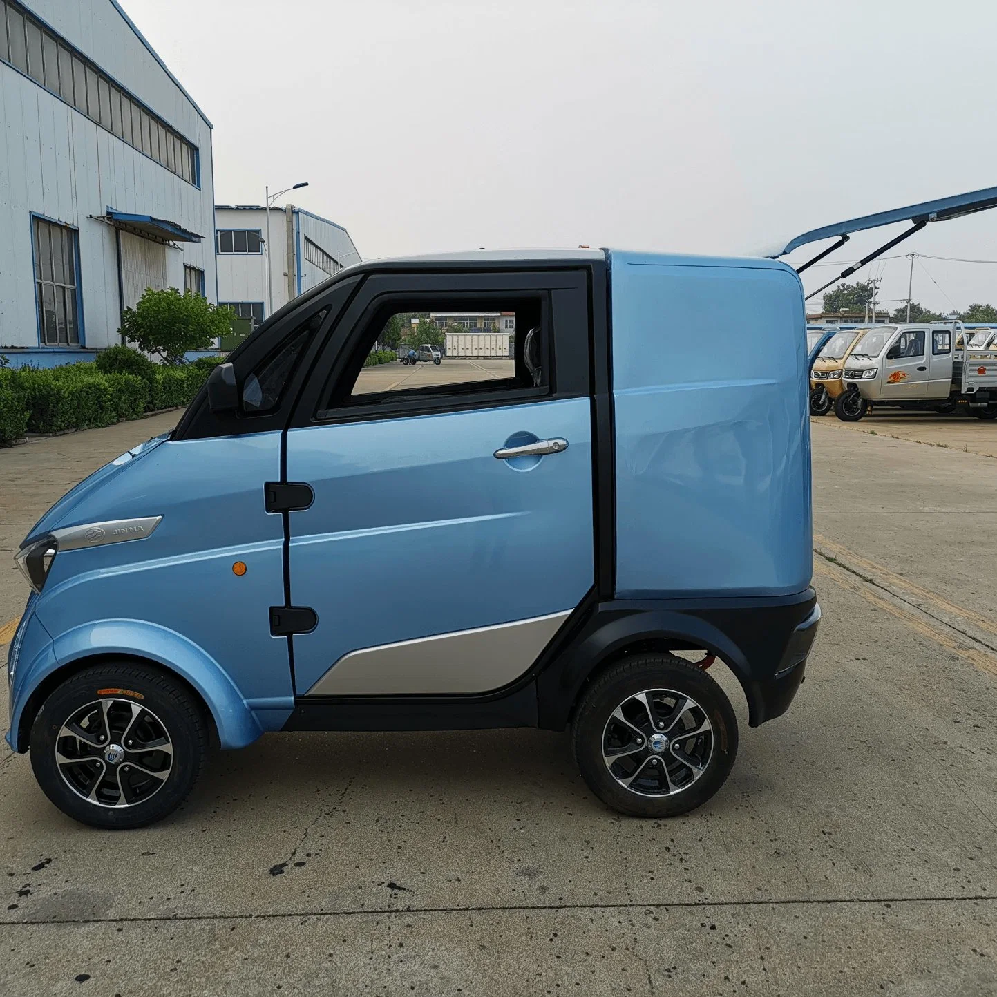 Mini Van L6e Approved Most Popular Electric Truck with EEC/Coc Certificate