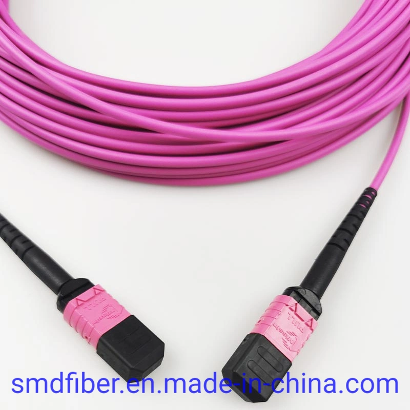 Los equipos de telecomunicaciones MPO/UPC a la MPO/UPC de cable de fibra óptica OM4