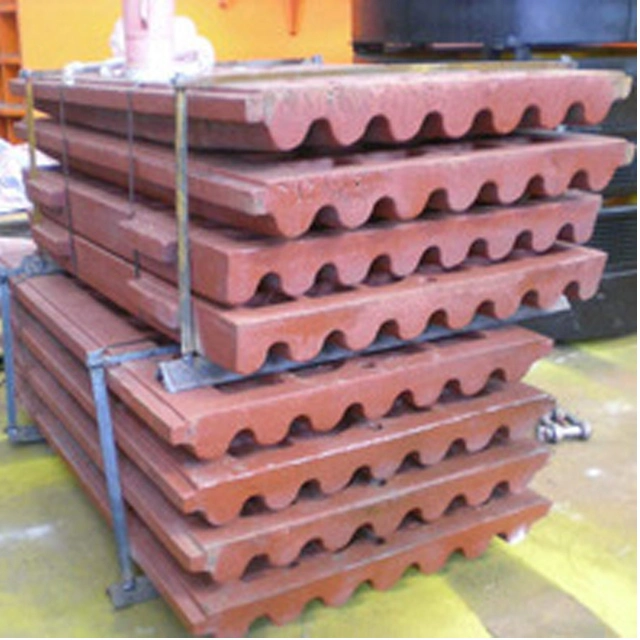 Fixed and Swing Movable Casting Jaw Plate Mn13%, Mn18%, Mn22% for Jaw Plate Price