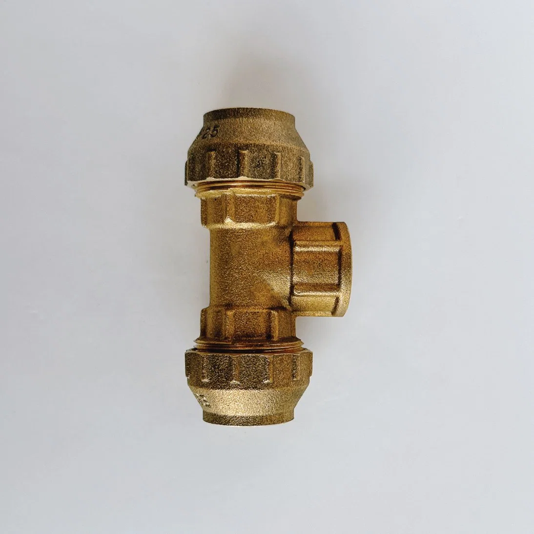 Factory Direct Female Tee Compression Brass Forging PE Pipe Fitting Connector Pex Pipes