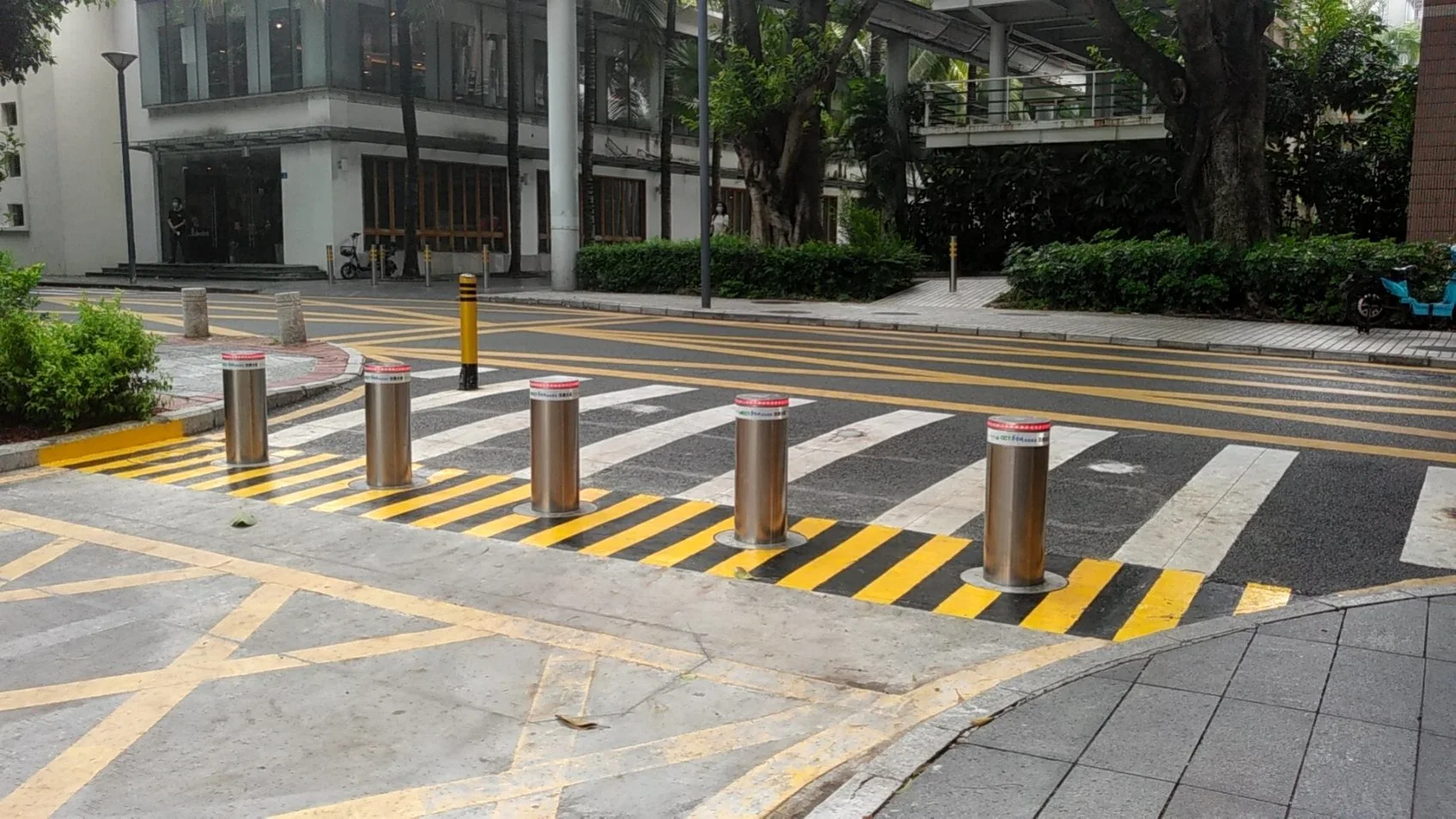 Barras de Estacionamento de elevação em Aço retráctil hidráulico para veículos em estrada semi-automáticos Sistema hidráulico Bollard