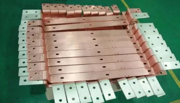 Multifunktionale Kombinierte Busbar Bearbeitungsmaschine Busbar Revolver Punching Biegen Schneiden Maschine